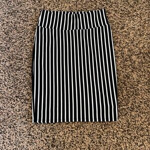 LuLaRoe skirt M.